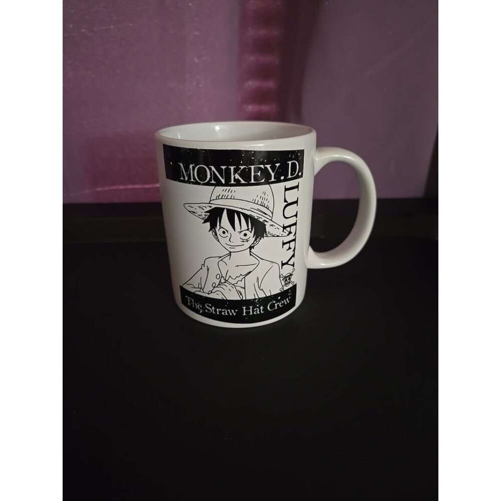 One Piece Luffy “King of the Pirates” 12oz Ceramic Mug – Anime Collectible – New